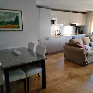 moderno-y-amplio-apartamento-en-vadeolleros.es-andalucia.com/